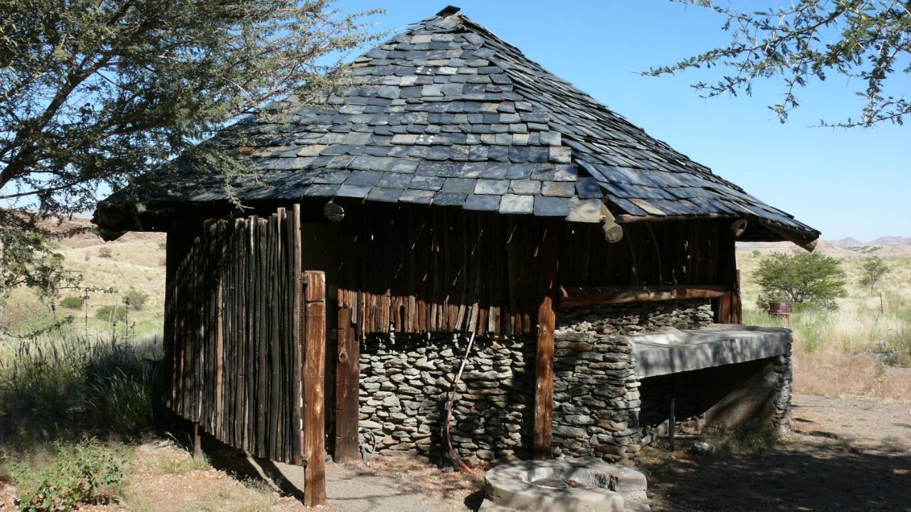 Rooiklip Camp Flintstone Apartamento Exterior foto